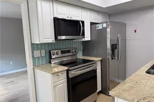 12520 Equestrian Cir, Fort Myers, FL 33907 - Photo 10