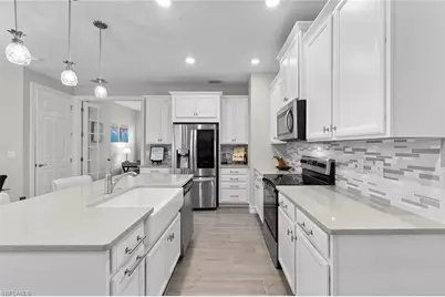 28399 Captiva Shell Loop, Bonita Springs, FL 34135 - Photo 8