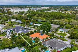 1541 Mandarin Rd, Naples, FL 34102 - Photo 4