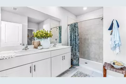 1114 NW 15th Pl, Cape Coral, FL 33993 - Photo 14