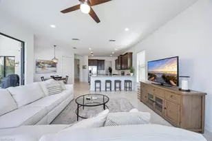 13905 Luna Dr, Naples, FL 34109 - Photo 8