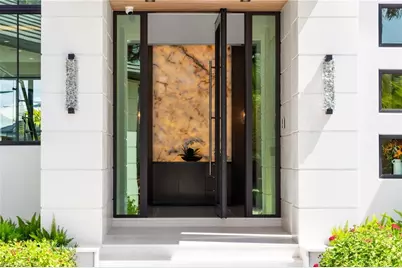 2345 Tarpon Rd, Naples, FL 34102 - Photo 2