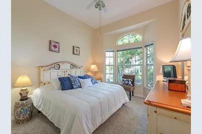 130 Amblewood Ln #8-801, Naples, FL 34105 - Photo 10