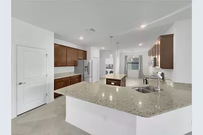 3198 Altimira Dr, Fort Myers, FL 33905 - Photo 4