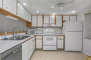 190 Palm Dr, Naples, FL 34112 - Photo 12