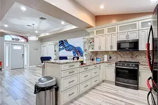 1845 Desoto Blvd N, Naples, FL 34120 - Photo 6