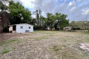 427 Capitol St, North Fort Myers, FL 33903 - Photo 4