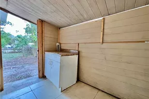 427 Capitol St, North Fort Myers, FL 33903 - Photo 14