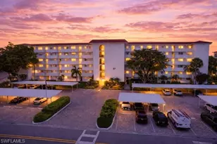 37 High Point Cir E, Naples, FL 34103 - Photo 14