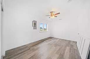 3011 NE 4th Ave, Cape Coral, FL 33909 - Photo 16