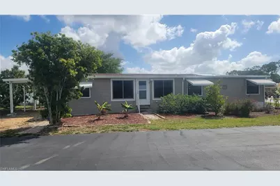 4712 Tahiti Dr, Bonita Springs, FL 34134 - Photo 4