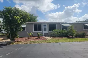 4712 Tahiti Dr, Bonita Springs, FL 34134 - Photo 4