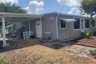 4712 Tahiti Dr, Bonita Springs, FL 34134 - Photo 6