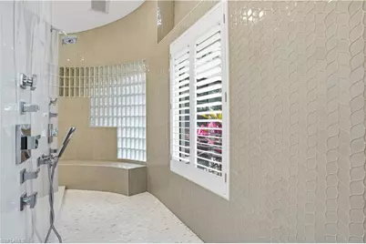 328 Sedgwick Ct, Naples, FL 34108 - Photo 24