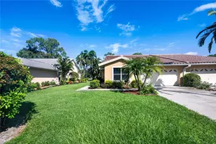 641 St Andrews Blvd, Naples, FL 34113 - Photo 2