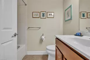 12617 Fairway Cove Ct, Fort Myers, FL 33905 - Photo 10