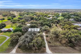 1712 Frontier Cir, Labelle, FL 33935 - Photo 4