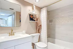 340 Horse Creek Dr, Naples, FL 34110 - Photo 10