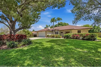 2752 14th St N, Naples, FL 34103 - Photo 1