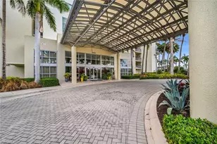 3000 Oasis Grand Blvd, Fort Myers, FL 33916 - Photo 48