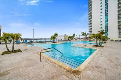 3000 Oasis Grand Blvd #1004, Fort Myers, FL 33916 - Photo 32