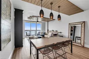 3000 Oasis Grand Blvd, Fort Myers, FL 33916 - Photo 8