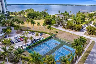 3000 Oasis Grand Blvd, Fort Myers, FL 33916 - Photo 38