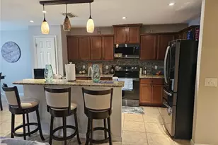 1206 SW Trafalgar Parkway, Cape Coral, FL 33991 - Photo 8