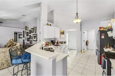 442 Willowbrook Dr, Lehigh Acres, FL 33972 - Photo 6