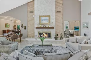 730 Bay Tree Ct, Naples, FL 34108 - Photo 2