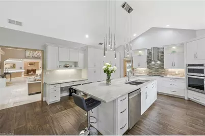 730 Bay Tree Ct, Naples, FL 34108 - Photo 10