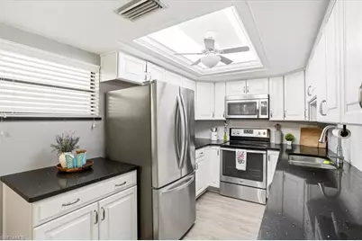 12491 McGregor Blvd #7, Fort Myers, FL 33919 - Photo 6