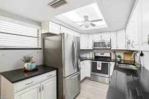 12491 McGregor Blvd, Fort Myers, FL 33919 - Photo 6