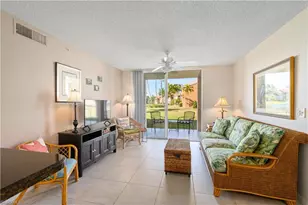 1265 Wildwood Lakes Blvd, Naples, FL 34104 - Photo 4