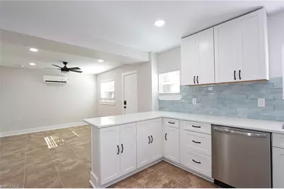 135 Gulfview Ave, Fort Myers Beach, FL 33931 - Photo 4