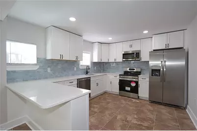 135 Gulfview Ave, Fort Myers Beach, FL 33931 - Photo 2