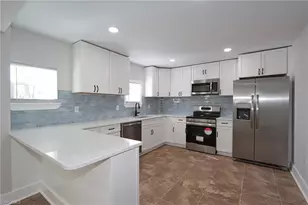 135 Gulfview Ave, Fort Myers Beach, FL 33931 - Photo 2