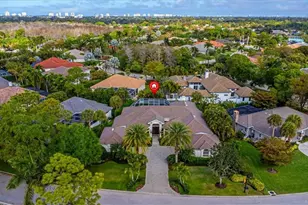 2055 Swainsons Run, Naples, FL 34105 - Photo 4