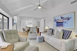 1325 Kings Way, Naples, FL 34104 - Photo 10