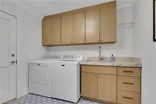 1325 Kings Way, Naples, FL 34104 - Photo 36