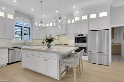 1325 Kings Way, Naples, FL 34104 - Photo 4