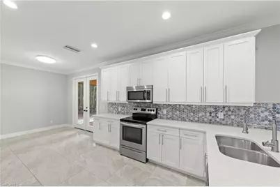 2859 Blossom Ct, Naples, FL 34120 - Photo 12