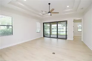 9122 Isla Bella Cir, Bonita Springs, FL 34135 - Photo 4