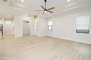 9122 Isla Bella Cir, Bonita Springs, FL 34135 - Photo 6