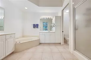 820 Bentwater Cir, Naples, FL 34108 - Photo 18