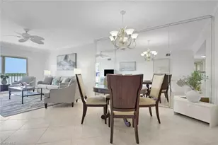 320 Horse Creek Dr, Naples, FL 34110 - Photo 10