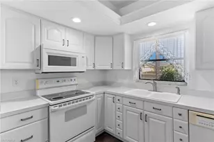 27670 S View Dr, Bonita Springs, FL 34135 - Photo 4