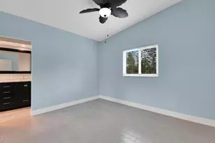 260 12th St SE, Naples, FL 34117 - Photo 18