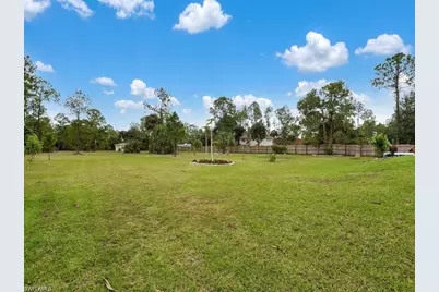 260 12th St SE, Naples, FL 34117 - Photo 28