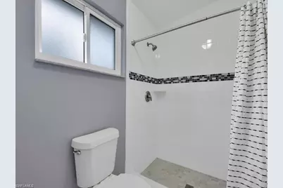 260 12th St SE, Naples, FL 34117 - Photo 20